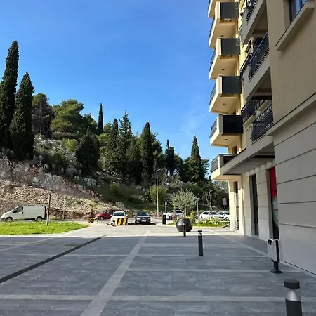 Apartment Centre